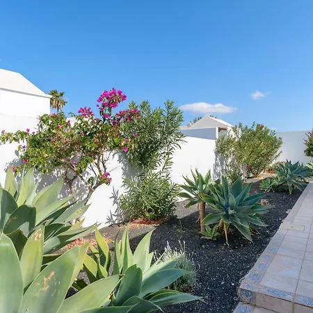 De Carrida Villa Puerto del Carmen (Lanzarote)